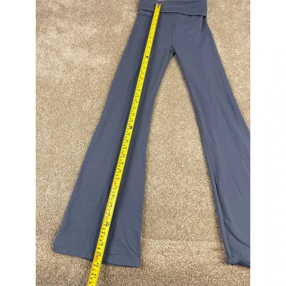 Mills by Millie Bobby Brown Foldover Womens Yoga Pants‎ XS Grey Flare Athleisure